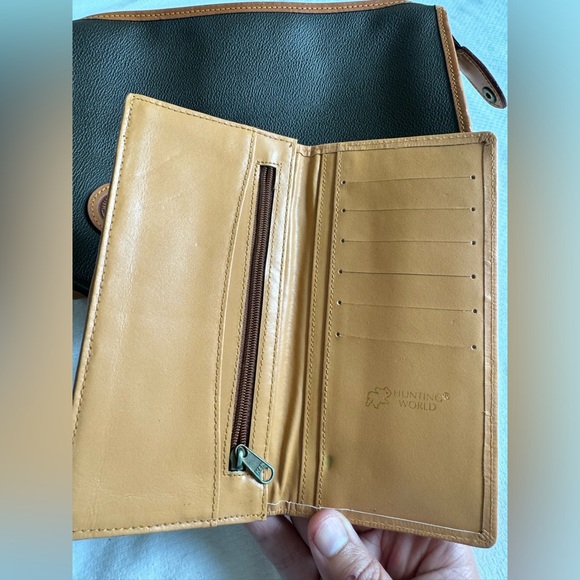 🙏Hunting World Pouch with brown wallet - Picture 7 of 17